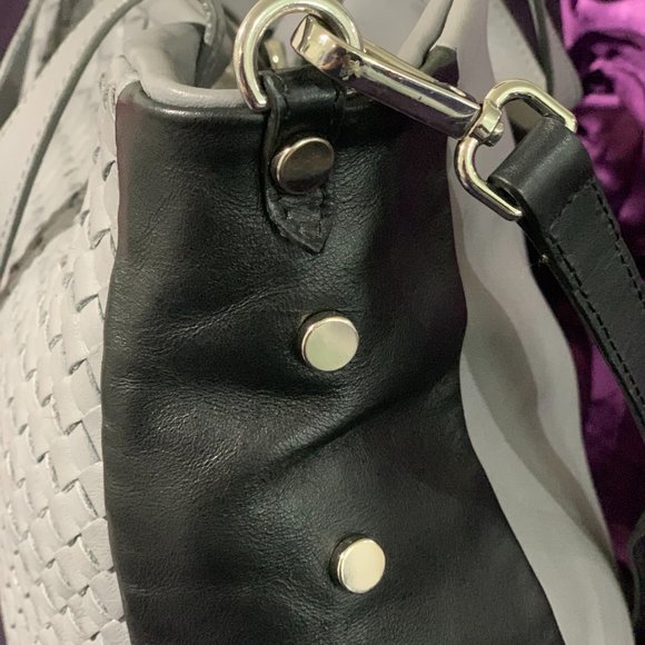 Giorgia Milani Luxurious Italian Woven leather Tote - Picture 4 of 8